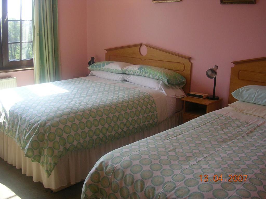 Bunratty Arms B&B Стая снимка